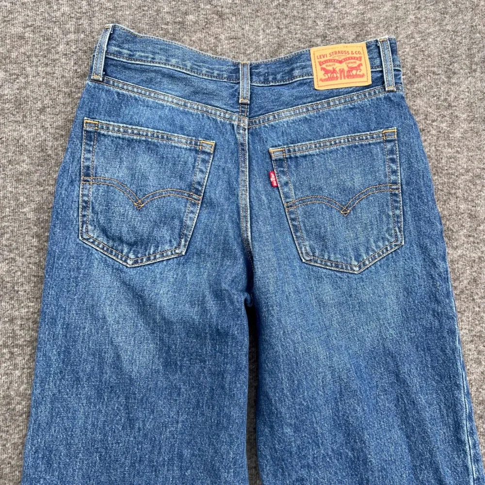 Levis 94 Baggy High Rise Wide Leg Straight Jeans Blue Medium Wash Womens 28